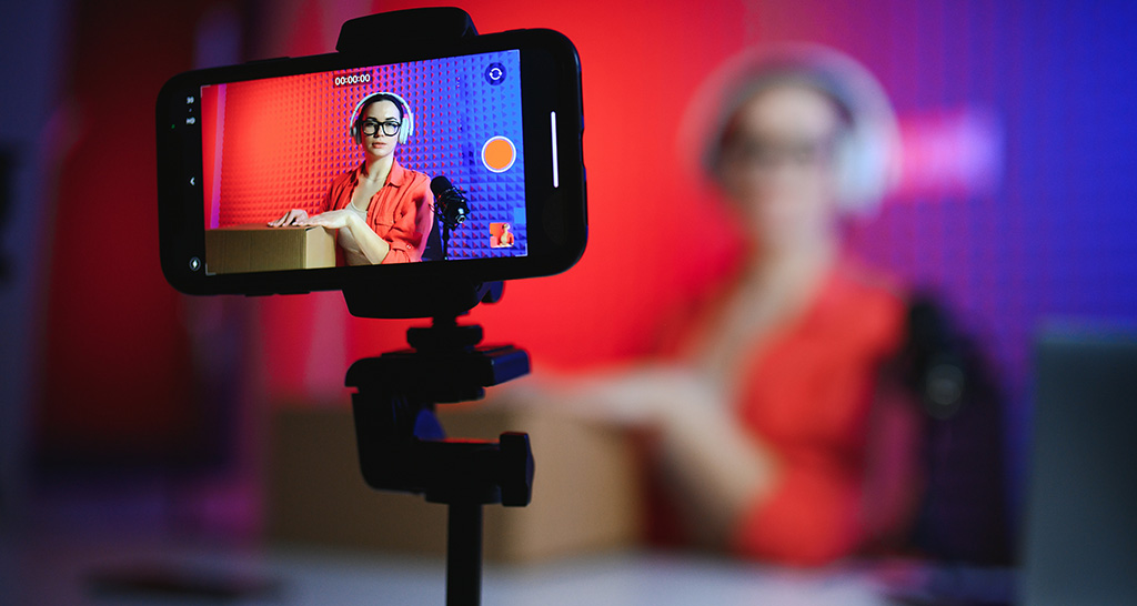 Cómo crecer en YouTube en 2025 sin fórmulas mágicas